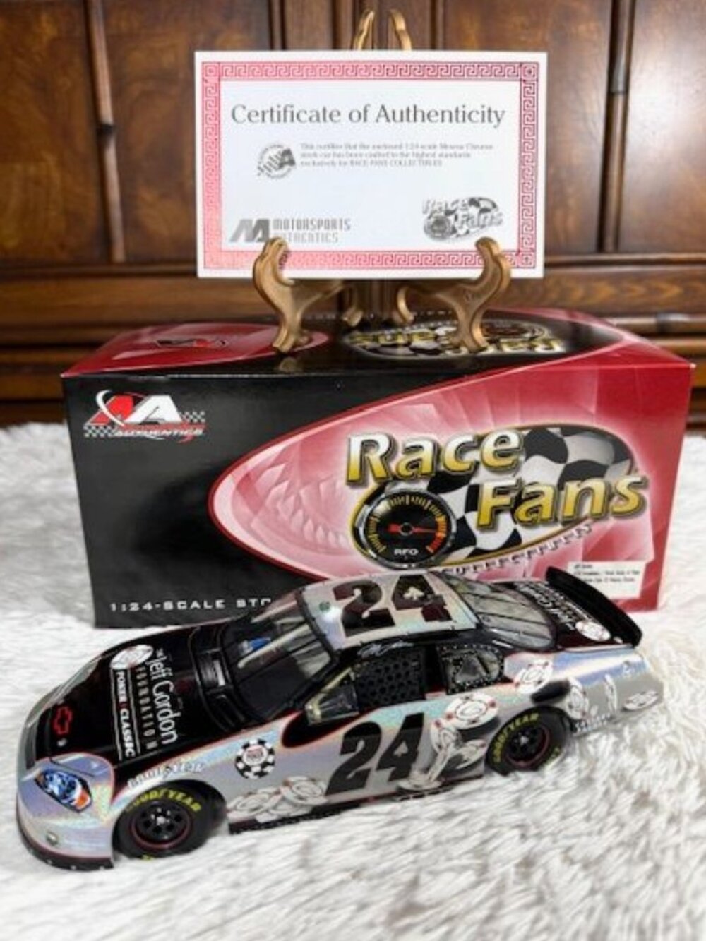 Vintage Jeff Gordon #24 Foundatn World Series of Poker 2006 Monte Carlo 1:24 Car